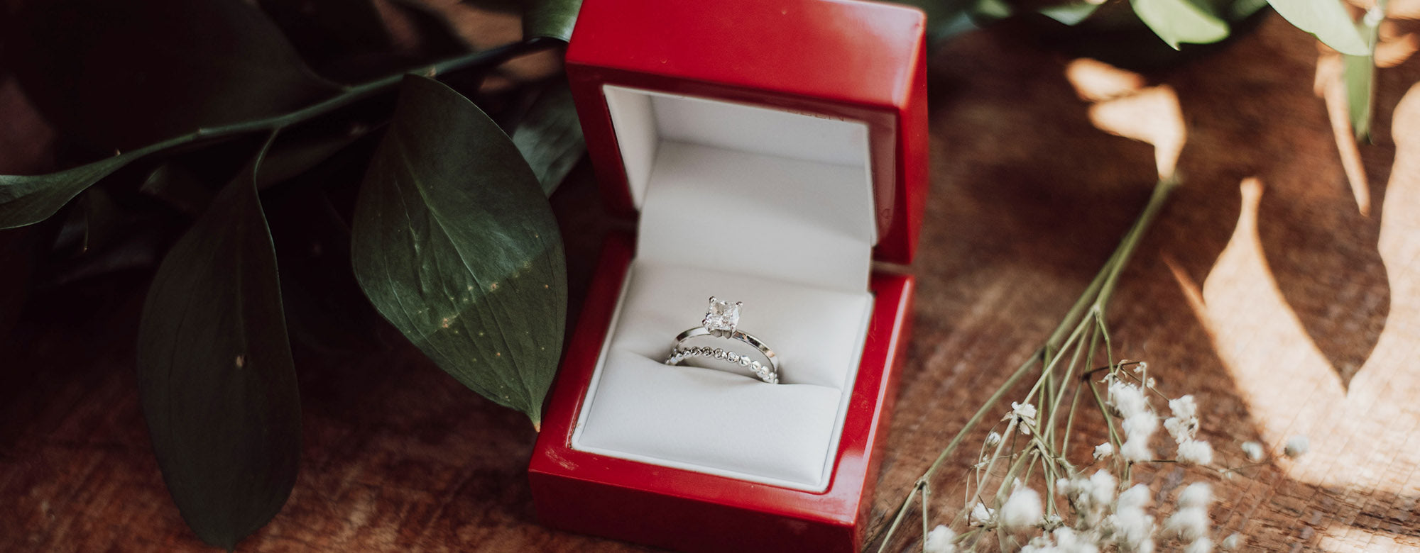 How to Choose Your Engagement Ring Setting