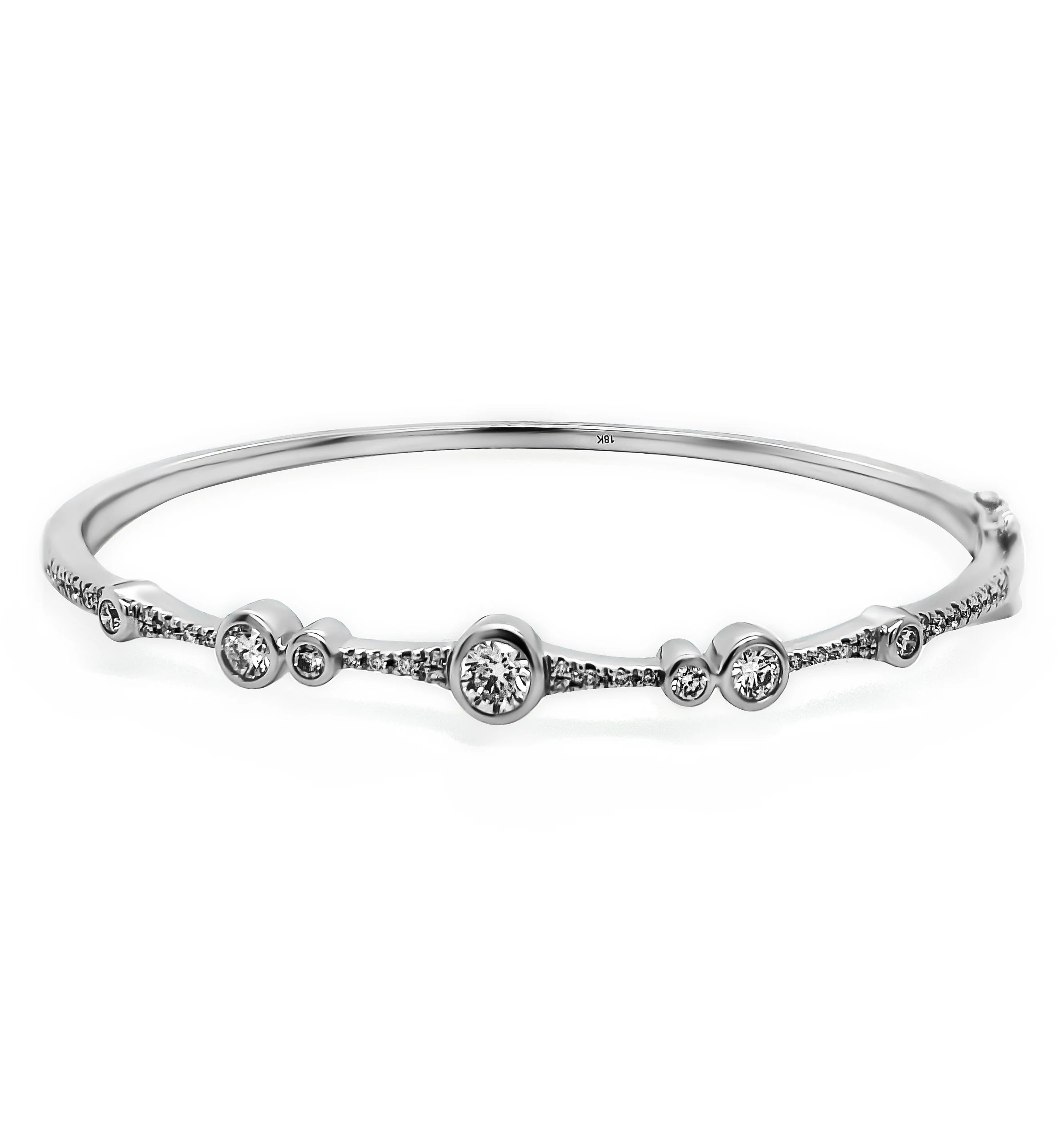 18K White Gold 0.73ct Icicle Diamond Bangle