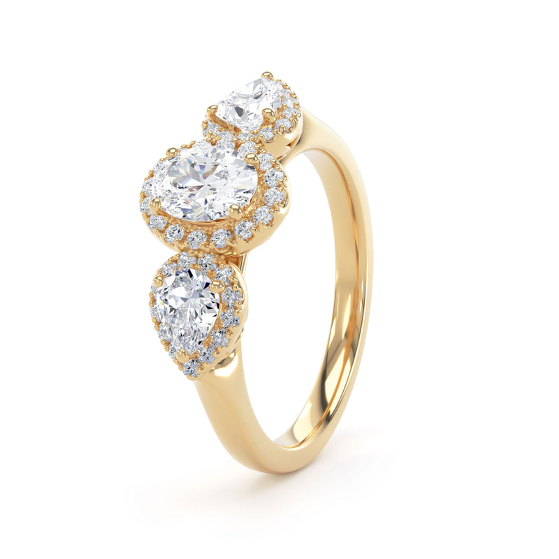 Oval Cut Engagement Ring in 9ct Yellow Gold