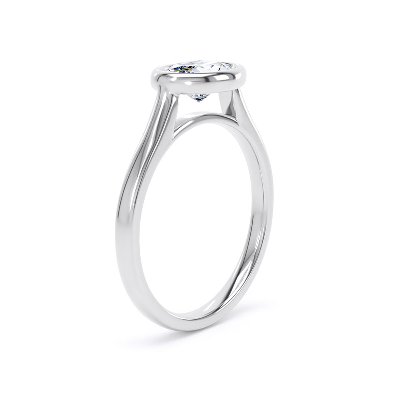 Mila Oval Cut Engagement Ring in Platinum 950