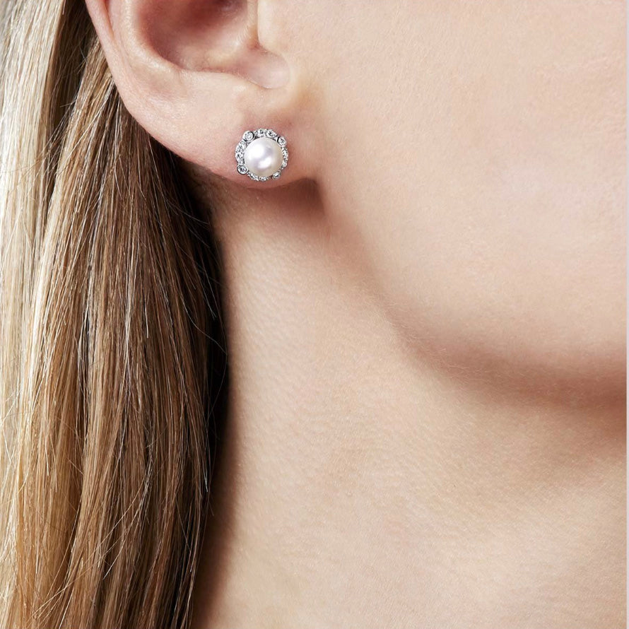 18K White Gold Freshwater Pearl & Diamond Stud Earrings