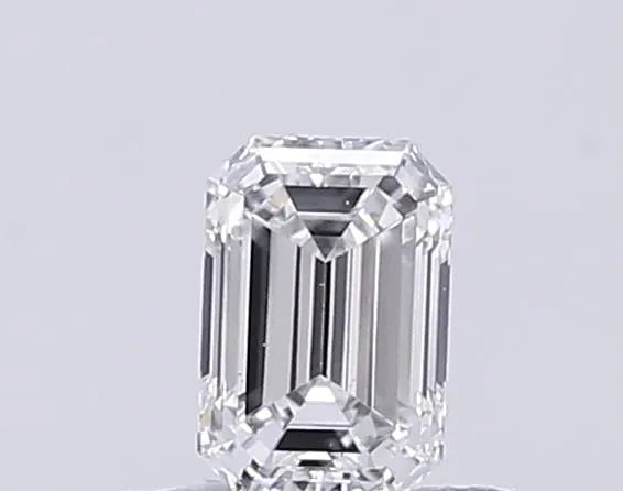 0.30ct Emerald Lab Grown Diamond (Colour E, Clarity VS2, IGI Certified)