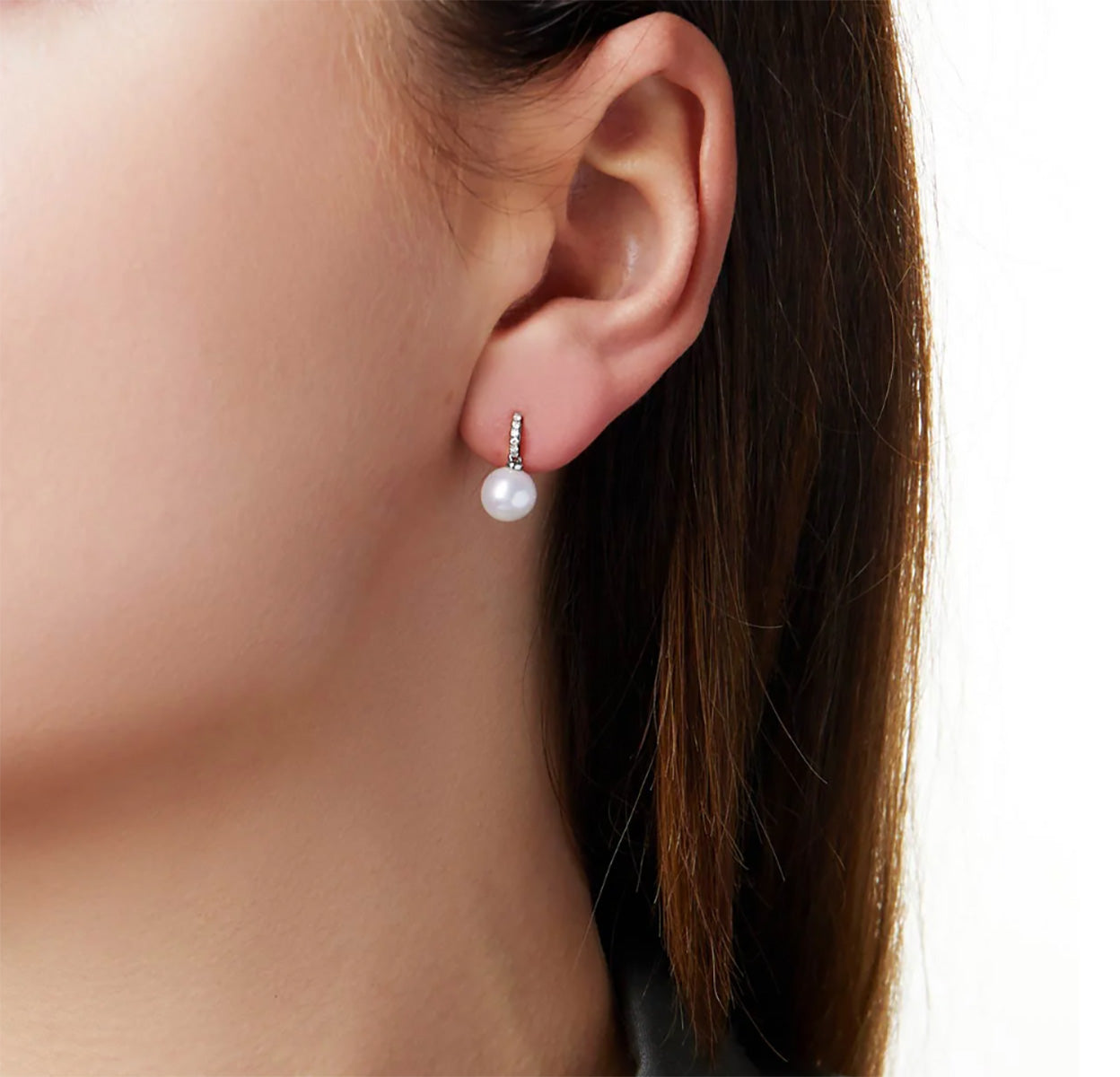 Classic 18K White Gold  Freshwater Pearl Drop Earrings