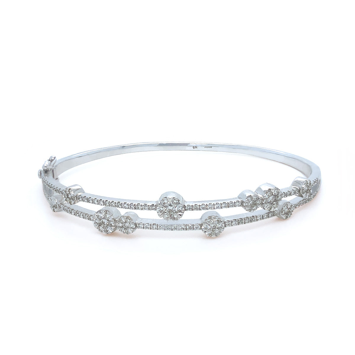 18K White Gold Illusion Set Diamond Bangle