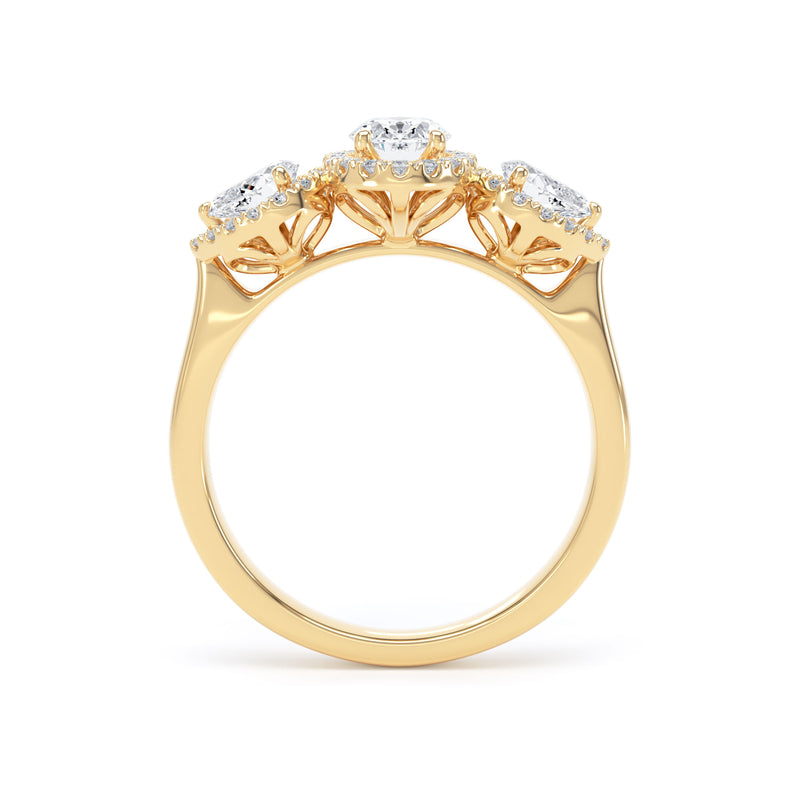 Oval Cut Engagement Ring in 18ct Yellow Gold