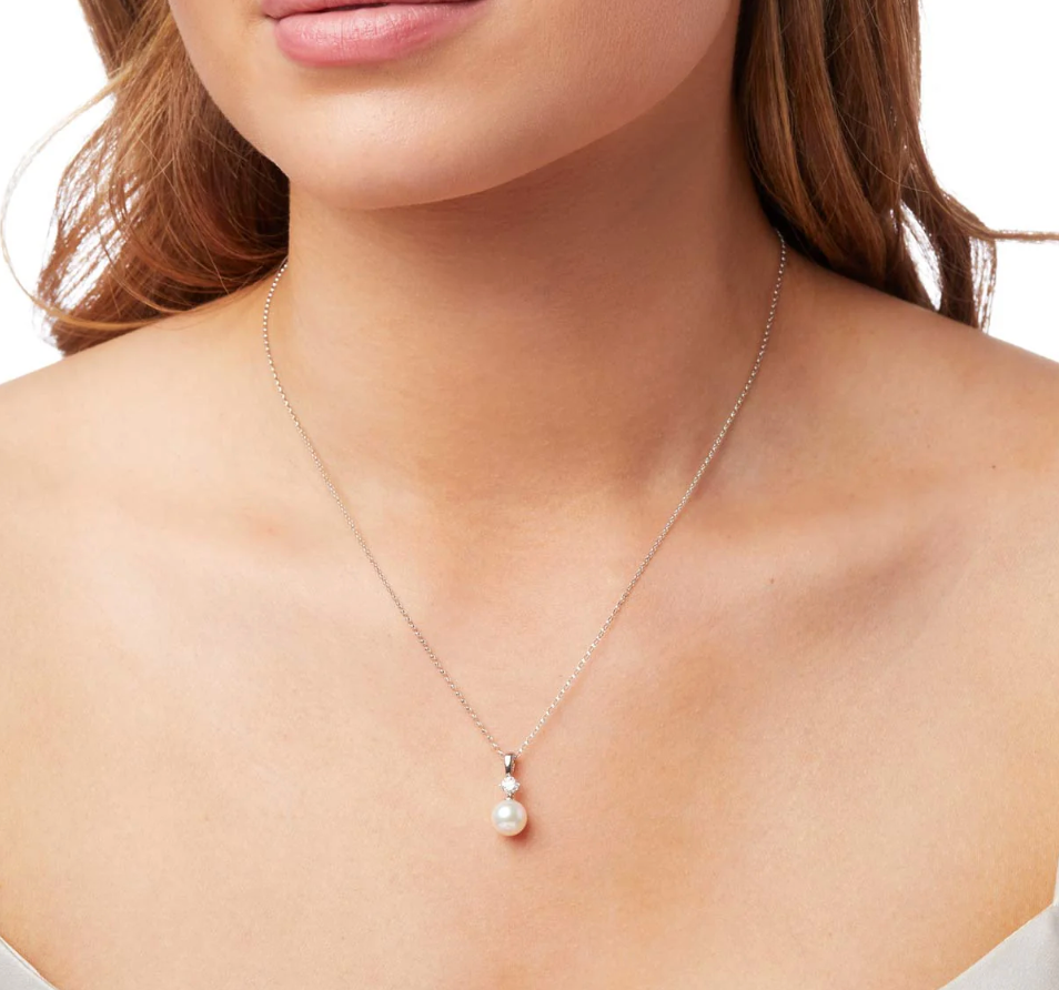 Classic 18K Gold Akoya Pearl & 0.20ct Diamond Pendant