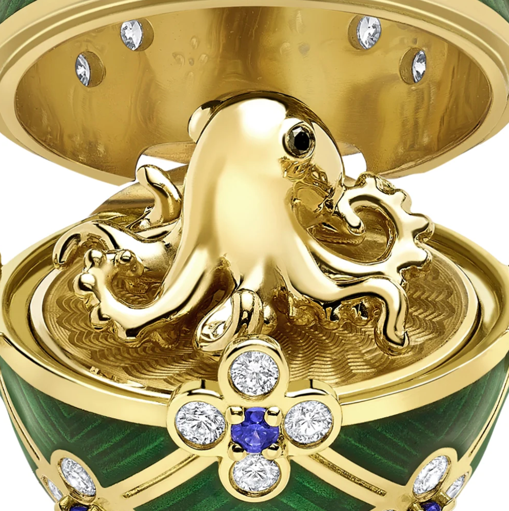 Fabergé x 007 Special Edition Yellow Gold & Green Guilloché Enamel Octopussy Egg Surprise Locket