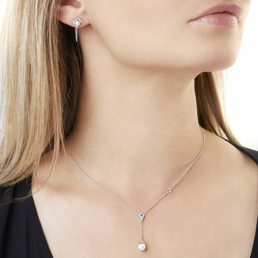 18K White Gold Freshwater Pearl & Diamond Necklace