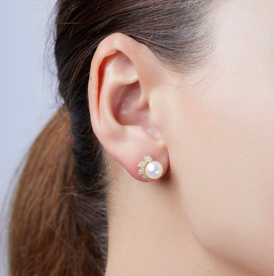 18K Yellow Gold Freshwater Pearl & Diamond Stud Earrings