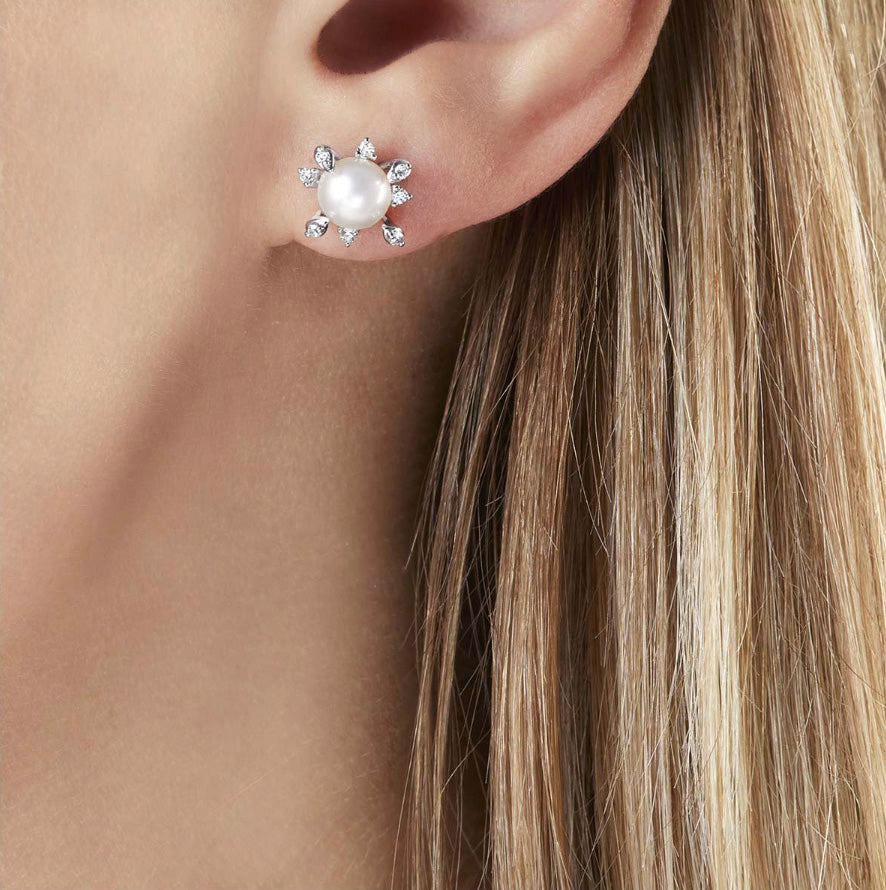 18K White Gold Freshwater Pearl & Diamond Stud Earrings